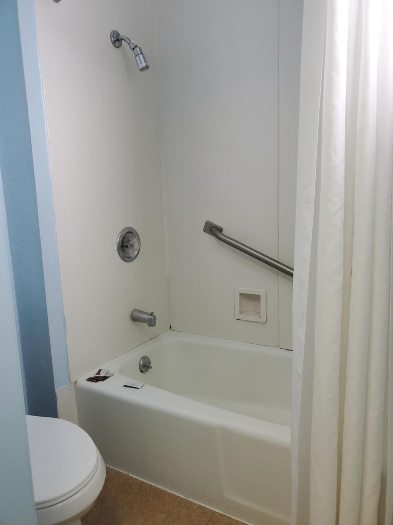 Bryan Inn Room photo
